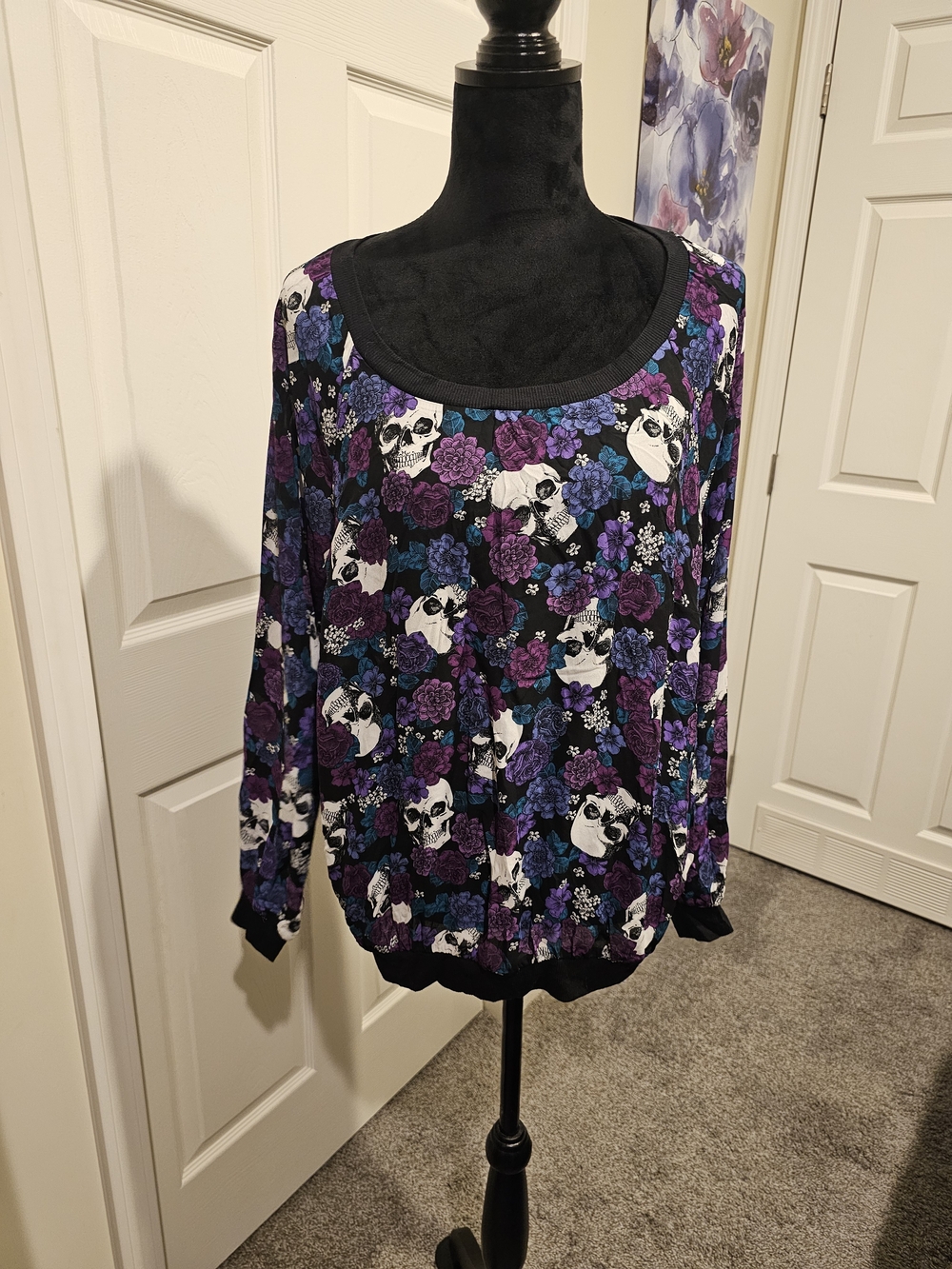 torrid Black Floral Skull Long Sleeve Scoop Neck Top